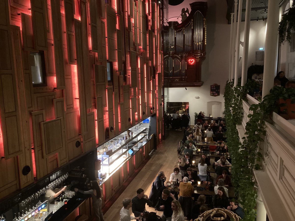 Nieuwe invulling van de Westerkerk in #utrecht: hotel/hostel/flexwerkplekken.