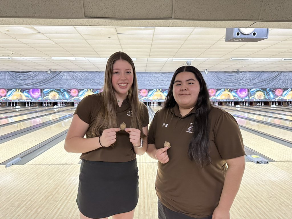 Our girls took 3rd and are state bound!!  Way to go ladies!  Hope and Kyleigh made the top 10!  Boys are getting ready to start!