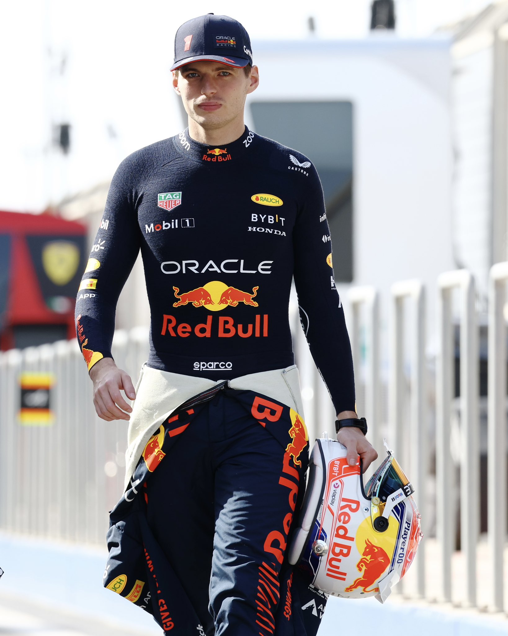 F1: Max Verstappen nhanh nhất trong ngày đầu buổi thử xe trước mùa giải 2023   - Ảnh 1.