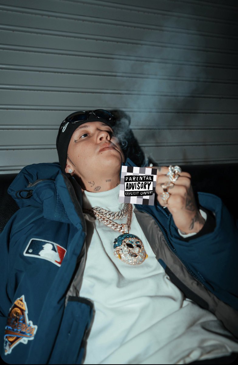 BlessdOficial's tweet photo. Star Life 📺🤮❄️ https://t.co/OqgT9FiLW3