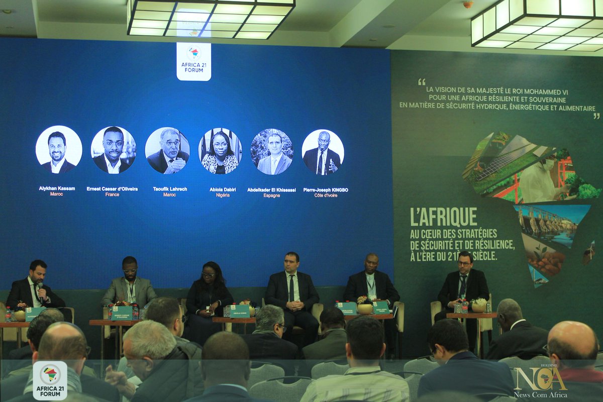 #Africa21Forum l Panel : "Climat des affaires en Afrique : pour un cadre propice au développement des TPE-PME", modéré par @AyKaytwt 
Avec l'intervention de : <a href="/abiola_dabiri/">Abiola Dabiri</a>, <a href="/EL_KHISSASSI/">Abdelkader EL KHISSASSI</a>, Ernest Caesar D'Oliveira, Michael Adjei et Pierre-Joseph KINGBO