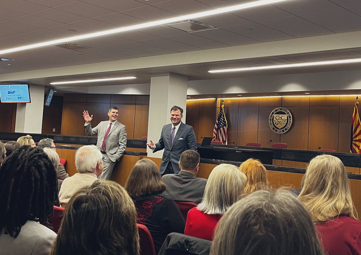 Who said discussing policy from both sides has to be contentious? Thanks to <a href="/manopeople/">Jaime A. Molera</a> and Mike Haener for giving an update on this current session and how this new landscape is being navigated.  <a href="/moleraalvarez/">Molera Alvarez</a> <a href="/WPIGovtAffairs/">WPI</a>