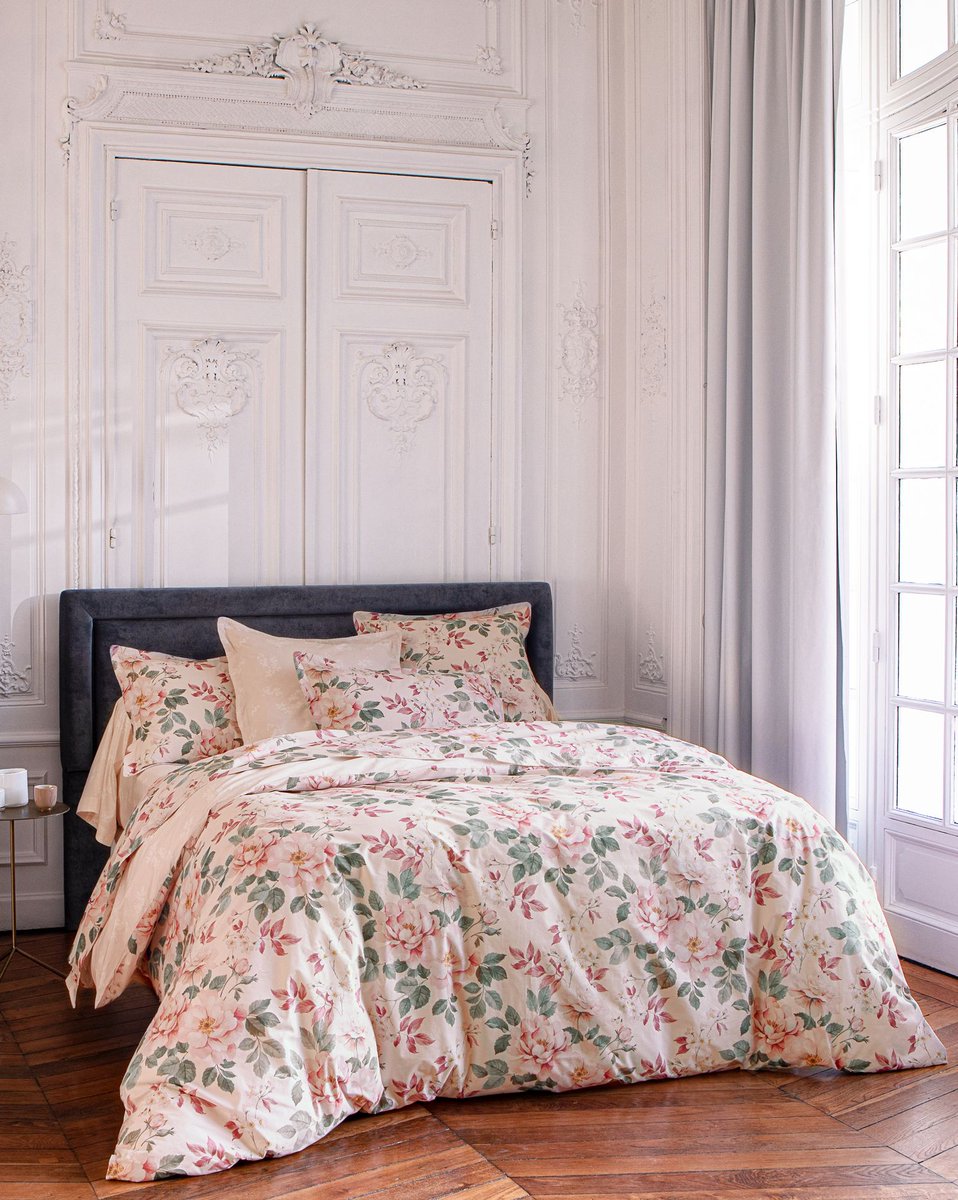 DefiningEleganc's tweet image. Anne de Solene Alcove Bedding Collection
If you are looking for a light spring look for your bedroom, this should be on your list of choices. #AnnedeSolene #DefiningEleganceDotCom #FrenchBedding
definingelegance.com/Anne-de-Solene…