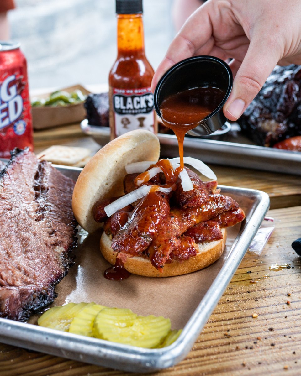 Blacks BBQ Austin tweet media