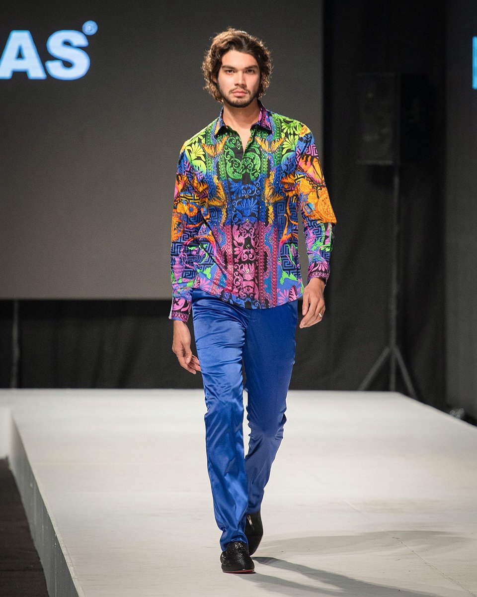 BARABASMEN's tweet photo. Runway at @intermoda #78
.
.
.
.
#BARABAS #BARABASVIP #BARABASMEN #menswear #mensfashion #clothingstore #onlineshopping #clothingshop #mensclothing #fashionshow #intermoda #runway https://t.co/xcDXMGZJNz