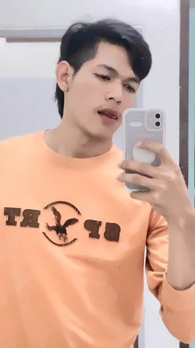 🖤 tweet media