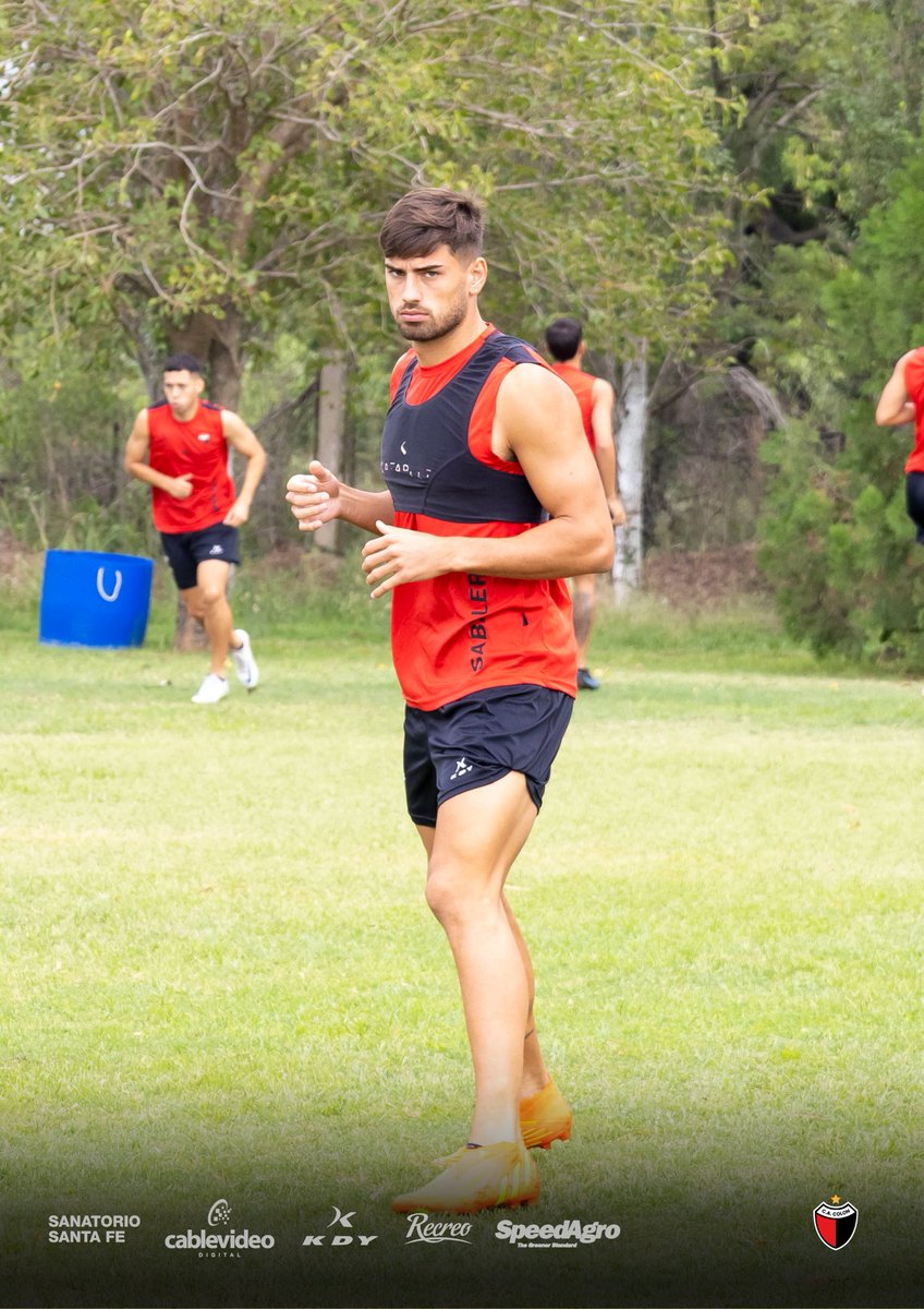 ColonOficial's tweet photo. 🏃🏻‍♂️Práctica por la mañana pensando en el partido ante el Globo ⚽ https://t.co/6hoR5pUb2G