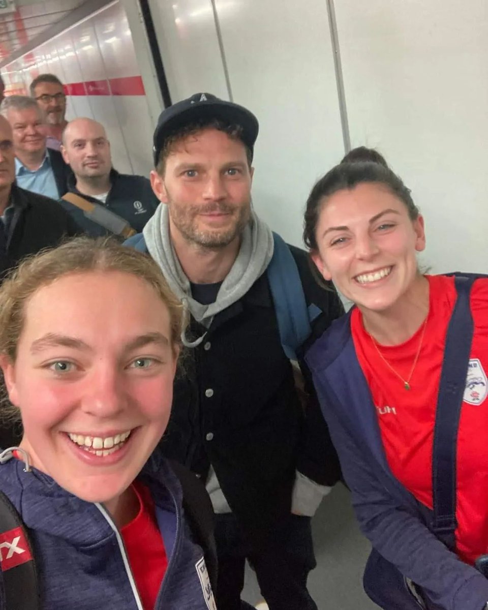 englacrosse's tweet photo. 🏴󠁧󠁢󠁥󠁮󠁧󠁿 We're on our way to Portugal for the 2023 Euro Lax Sixes Cup!

📺 Here's tomorrow's group stage fixtures with both England Red games being streamed live on the Euro Lax Sixes Cup YouTube channel 

And check out one famous fan our squad has already picked up at the airport 😉 https://t.co/baFKdocvL0