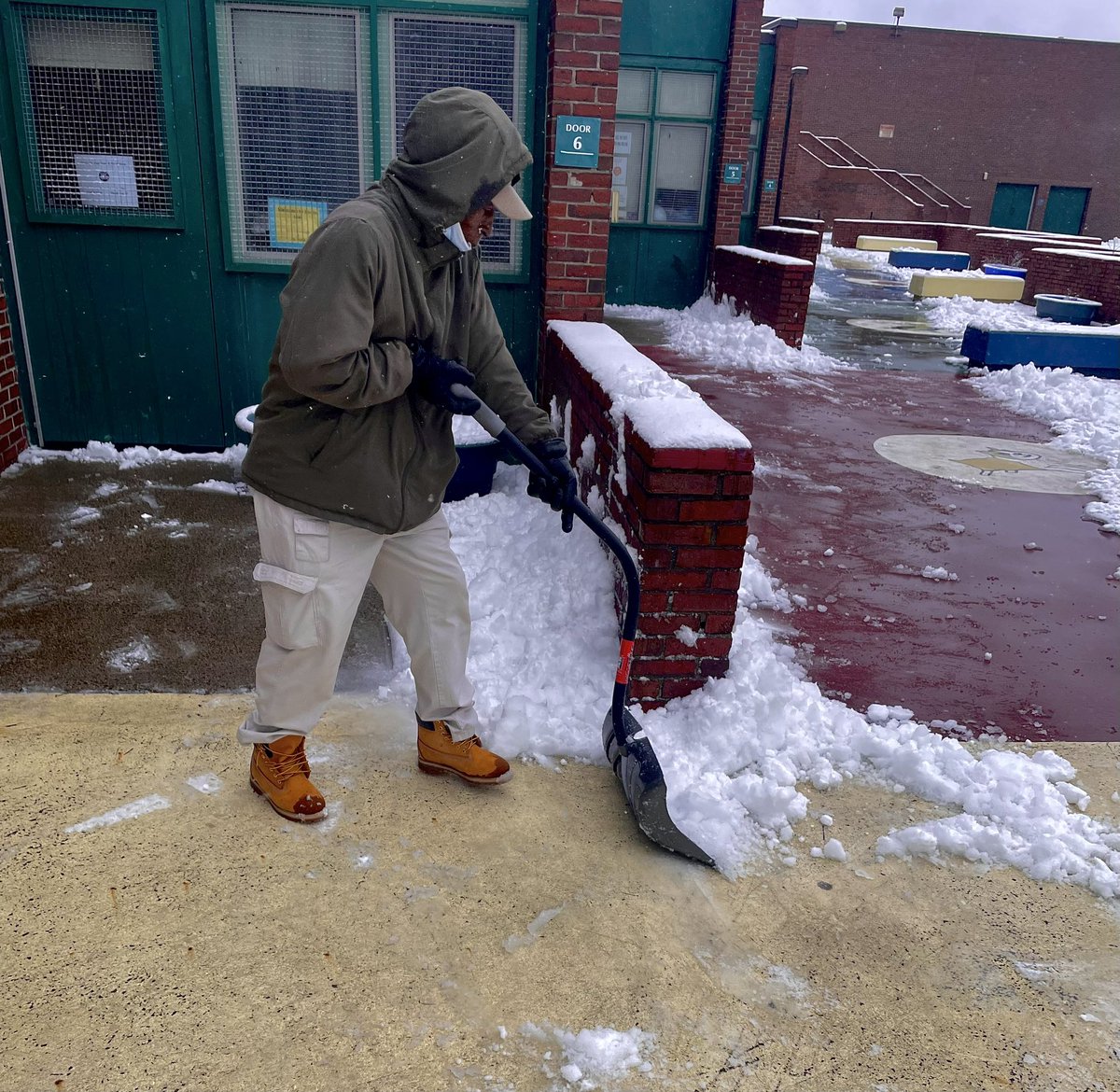 Boston Public School Custodians (@bpscustodians) on Twitter photo Custodians dropped what we were doing indoors and went outside today to tackle that slushy madness! We’ll take a foot of the fluffy over an inch of this heavy wet cement snow any day, but we got the job done nonetheless! <a href="/IUPAT_DC35/">IUPAT DC #35</a> Custodians dropped what we were doing indoors and went outside today to tackle that slushy madness! We’ll take a foot of the fluffy over an inch of this heavy wet cement snow any day, but we got the job done nonetheless! <a href="/IUPAT_DC35/">IUPAT DC #35</a>