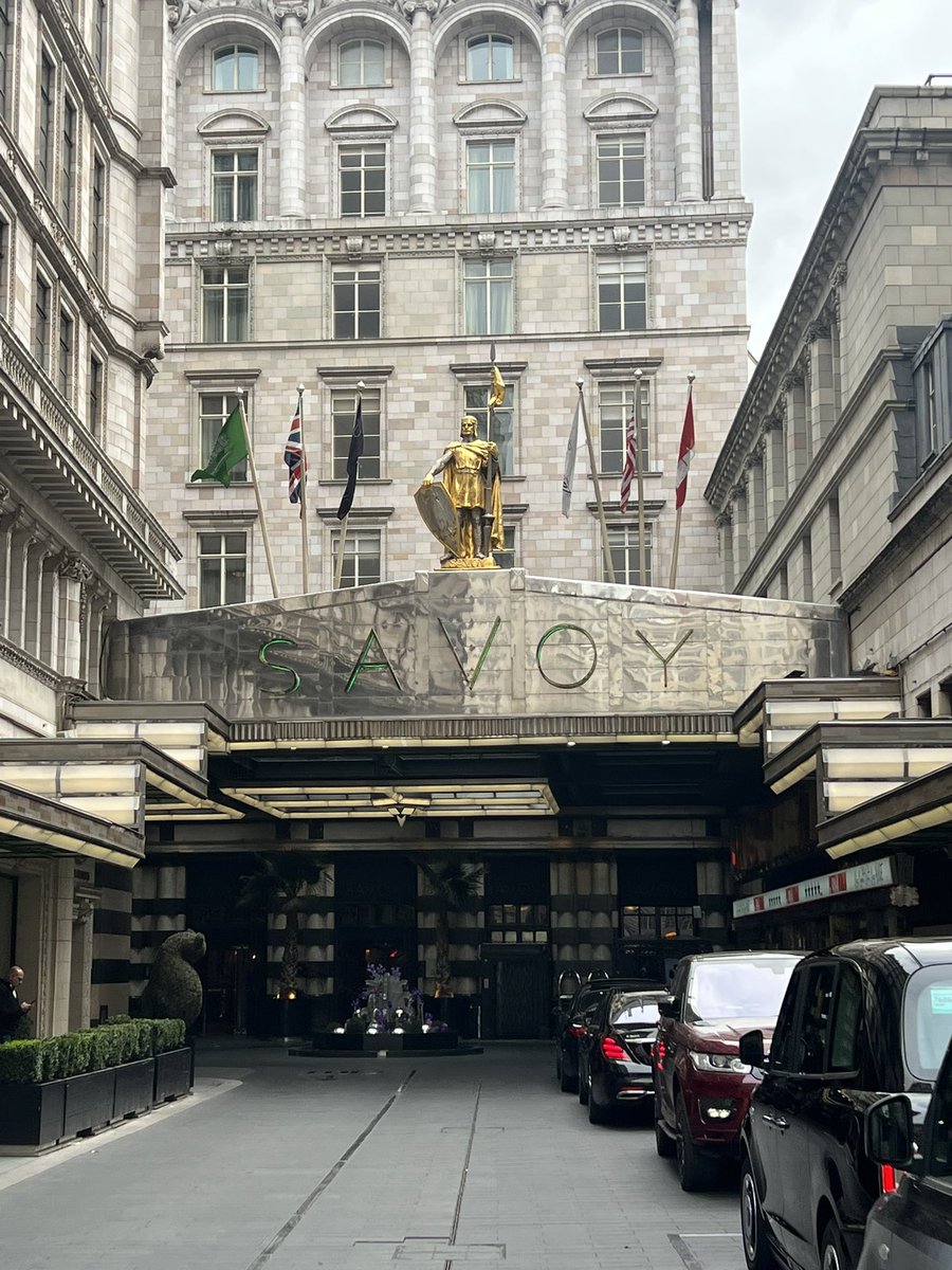 London is calling tonight as we are here  to celebrate a dear friend &amp; client picking up a very special award. You know it’s something special when you arrive back at <a href="/TheSavoyLondon/">The Savoy</a> <a href="/rb_collection/">RB Collection</a>