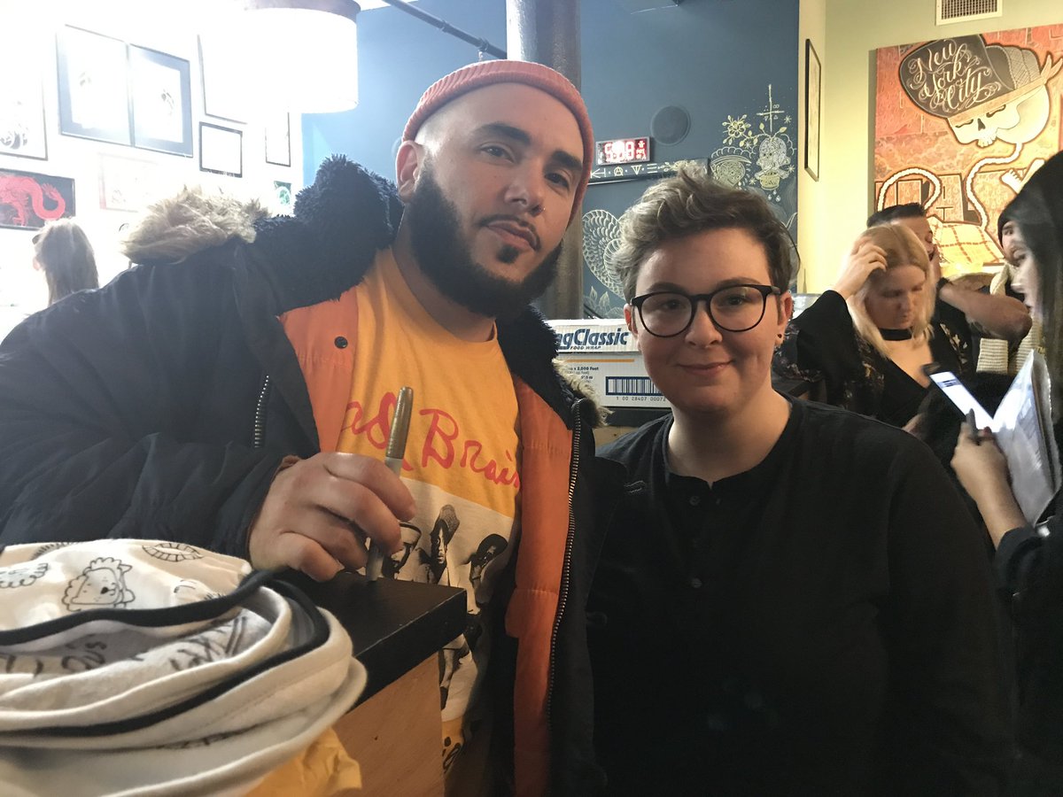 jerkjess2's tweet image. @ImperfStrangers @melissabeck pictures from ✨the✨ Glassjaw tattoo event