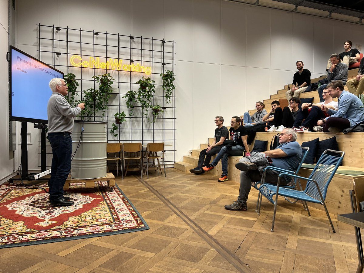 Great to be speaking alongside <a href="/juergkr/">Jürg Kradolfer bitcoin-schweiz.ch</a>  at the same local #bitcoin meetup in #Biel where we have met 5 years ago!😎🙌🚀