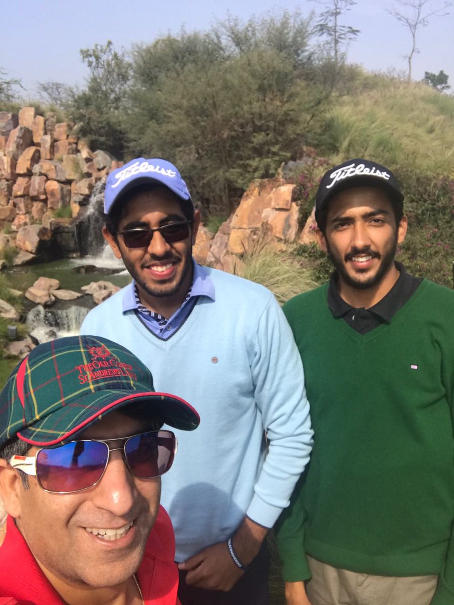 mukul2310's tweet photo. Happy bday @SandhuYuvraj_1 and good luck for tomorrow ! Remember these pics from 2017 😊@vands2k https://t.co/f4Yj1pXQkF