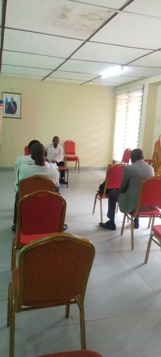 fiston_ngwala's tweet photo. #RDC - #Cresh : une réunion préparatoire sur l'organisation dla journée scientifique, dénommée #CafeInternational a été convoquée aujourd'hui, jeudi 23/02 par l chef de section ai d Relations Internationales @fiston_ngwala,o centre d recherche en sciences humaines #Cresh https://t.co/cPQqdfsgxH