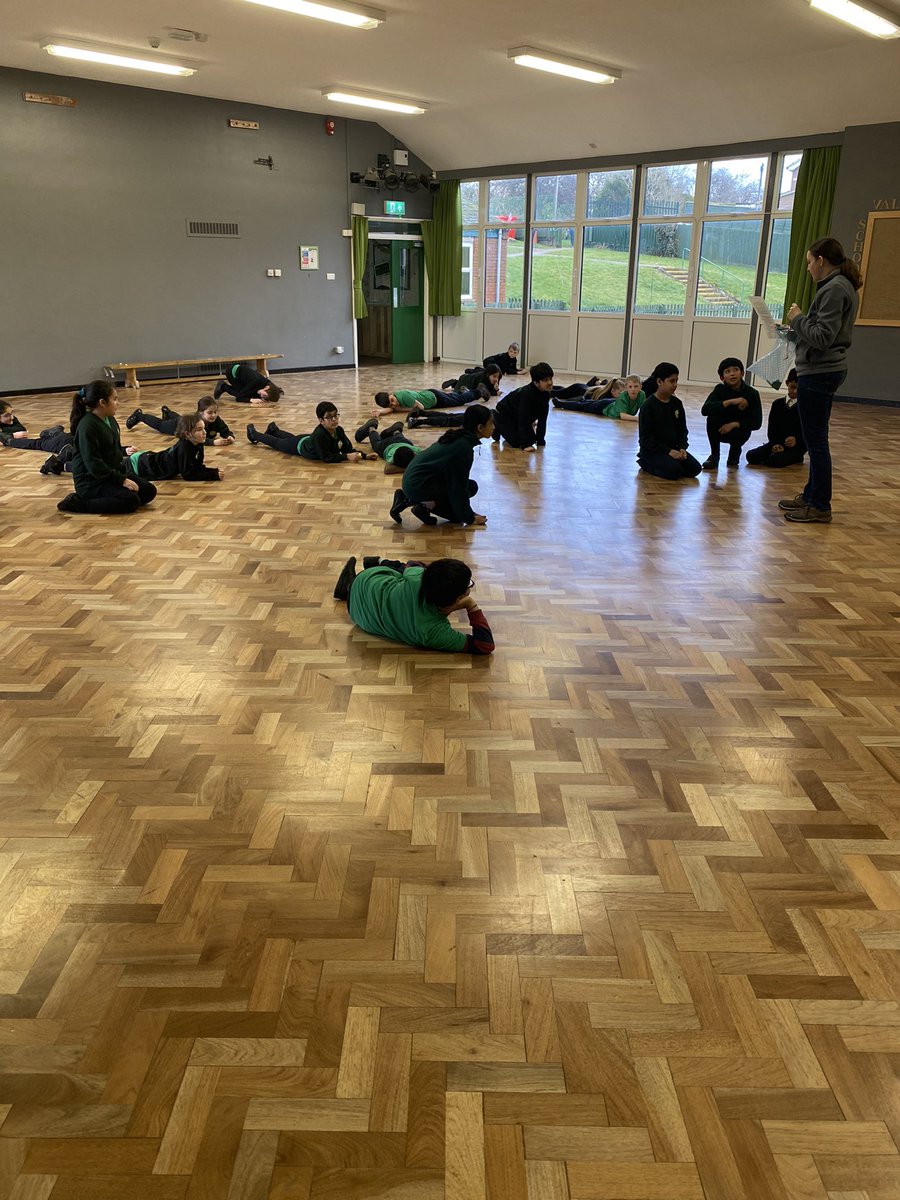 Gade_WPA's tweet photo. We then played a game which followed the life cycle of a brown trout and demonstrated its chances of survival in a chalk river - it got very competitive when it came to finding out which trout survived! #WatersideScience @Chilternstreams https://t.co/OFVoFPKCKX