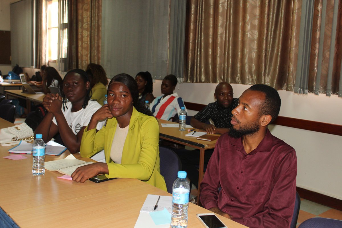 DoObservatorio's tweet image. Primeiro dia da formação da População Chave em matéria de Advocacia Baseada em Resultados. A capacitação, levada a cabo pelo Observatório Cidadão para Saúde, decorre no âmbito do projecto financiado pela Love Alliance, denominado &quot;#empoderando a #comunidade #LGBTQI em #Moçambique