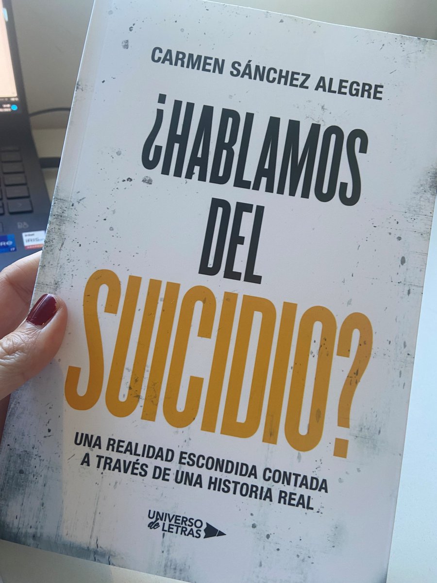 Hoy me ha llegado este libro de manos de su autora <a href="/carmensalegre/">Carmen Sánchez Alegr</a> . Solo comenzar a leerlo y puedes SENTIR en sus palabras el dolor, la angustia, la ira...Emociones que se contagian con solo ir leyendo el relato de Carmen.
Gracias Carmen!
#suicidio #psicología #saludmental