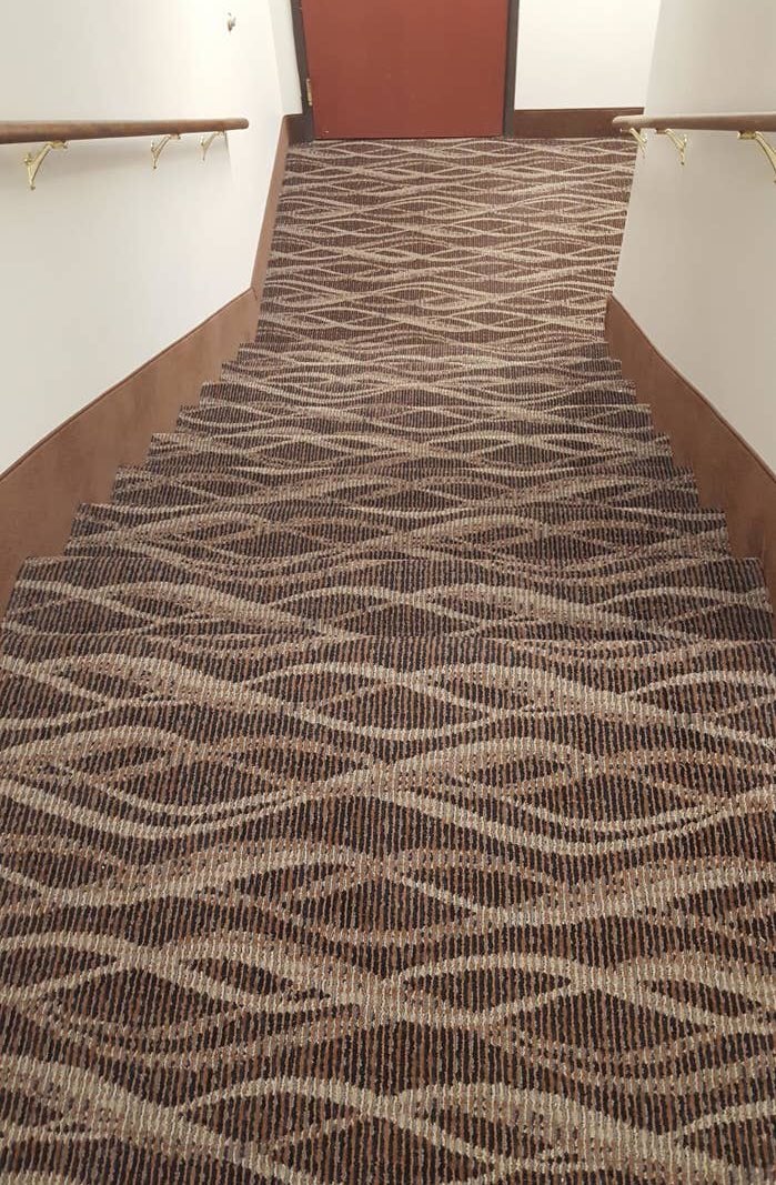 IamIllgner's tweet photo. Vor meinem Schädel-Basis Bruch möchte ich euch noch ein Foto dieser Treppe zeigen. https://t.co/NTShaI1OjN