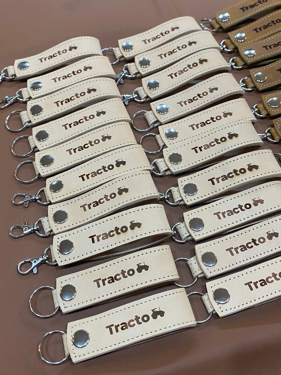 kbempresarial's tweet photo. 100 llaveros de cuero personalizados. Culminados y entregados. ✔️ https://t.co/njOntZlCqr