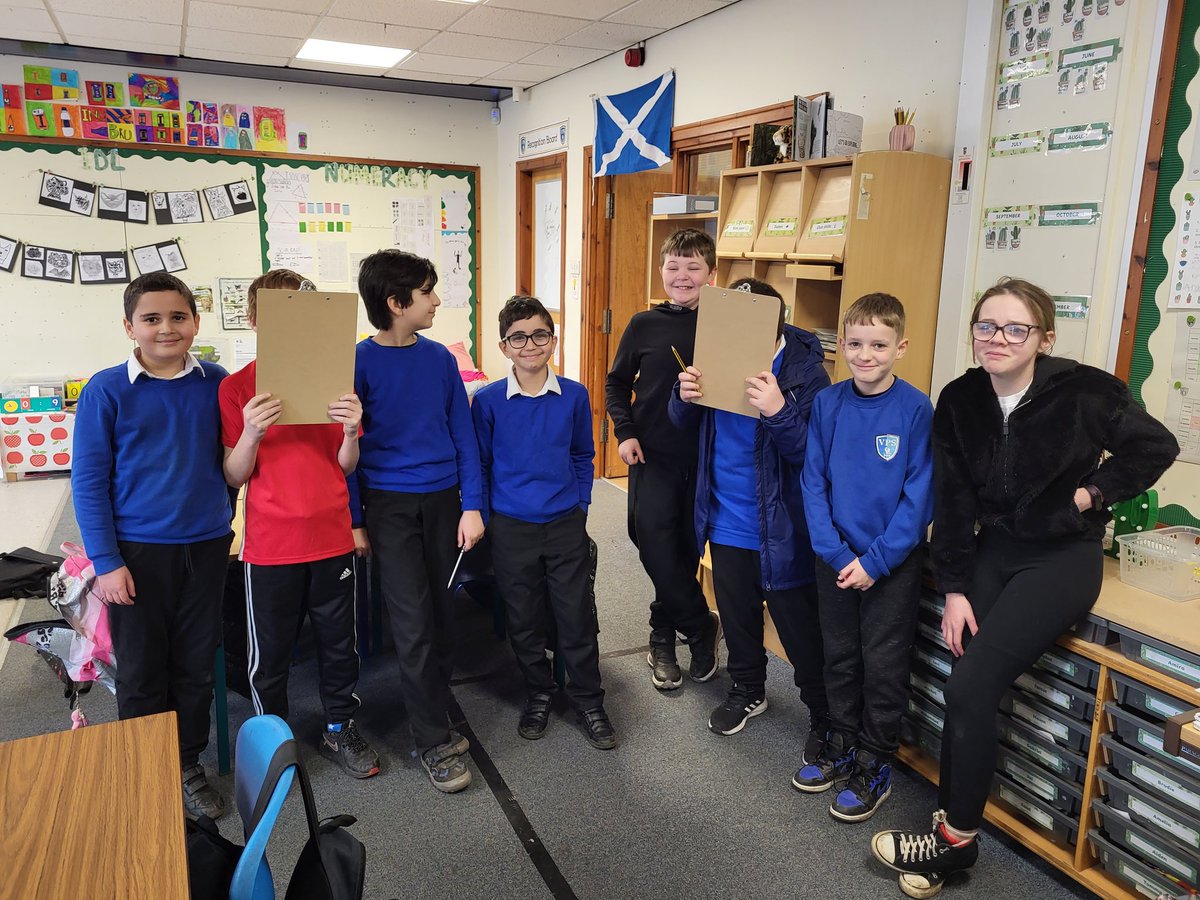 MsDWrightTeach's tweet photo. Today we conducted our own surveys around the school and collected the data 📋 #VPSmaths https://t.co/J0iTEsiYLy