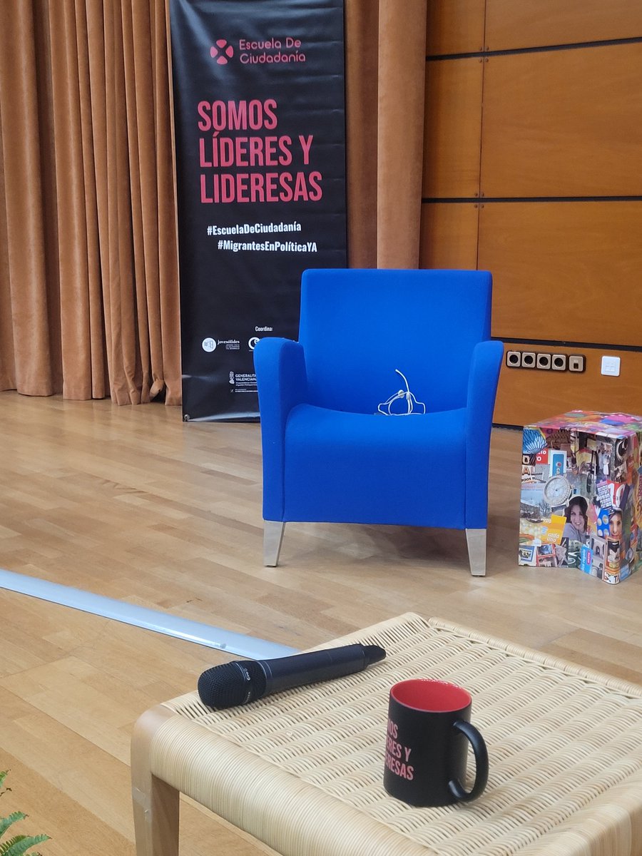 JOVESOLIDES's tweet photo. Todo listo para la inauguración de la 4ª #EscuelaDeCiudadanía en el @JardiBotanicUV.
Arrancamos un curso repleto de novedades que estará marcado por las elecciones #28M y la presidencia española de la 🇪🇺.
#MigrantesEnPolíticaYA
Os esperamos a las 17.00 https://t.co/7H0ac0B4XW