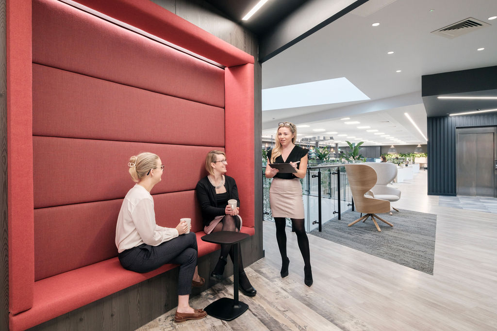 chameleonbusint's tweet photo. Hybrid working has become normality; employers are refurbishing their workspaces to attract employees to the office. Here's a selection of workspaces we have recently designed to attract employees to the office.
#workspacedesign #workspacefitout #hybridworking #refurbishment https://t.co/lhQ3mC3jzk