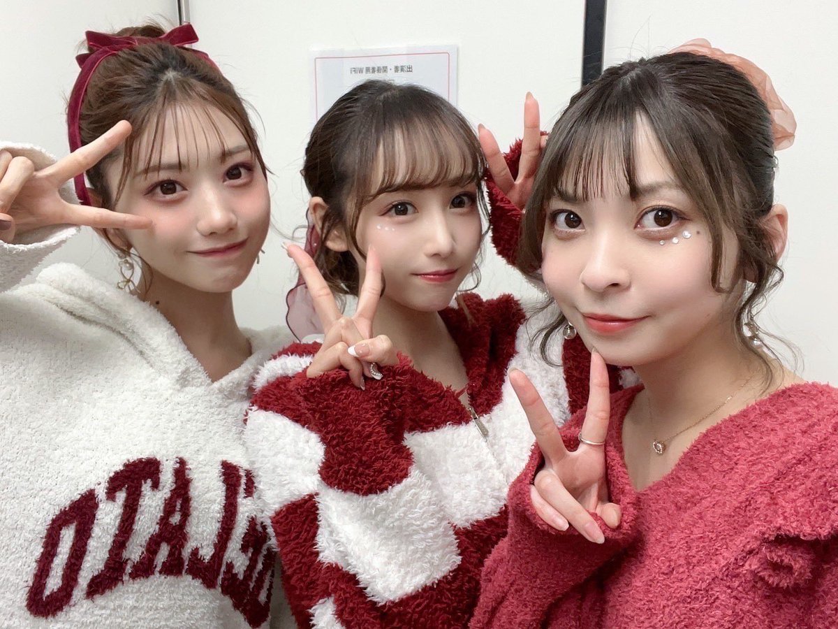 manami_k1017's tweet photo. #mmr2
楽しんでいただけましたか?
みんなのおかげでブロマイドも無事に完売しましたありがとう😭💕
3もまた計画します…🤔
また遊びに来てね💓 https://t.co/CSZODGT8M1