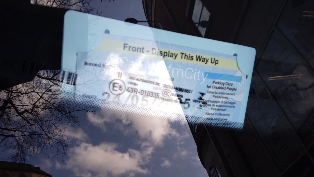 CaFNottmCity's tweet photo. Apparently, it's our fault that we cannot validate this #BlueBadge
#WorkThatOneOut
1⃣Expiry
2⃣Reference
3⃣Hologram
#RespectTheBadge #Nottingham https://t.co/sVg6ANjHnZ