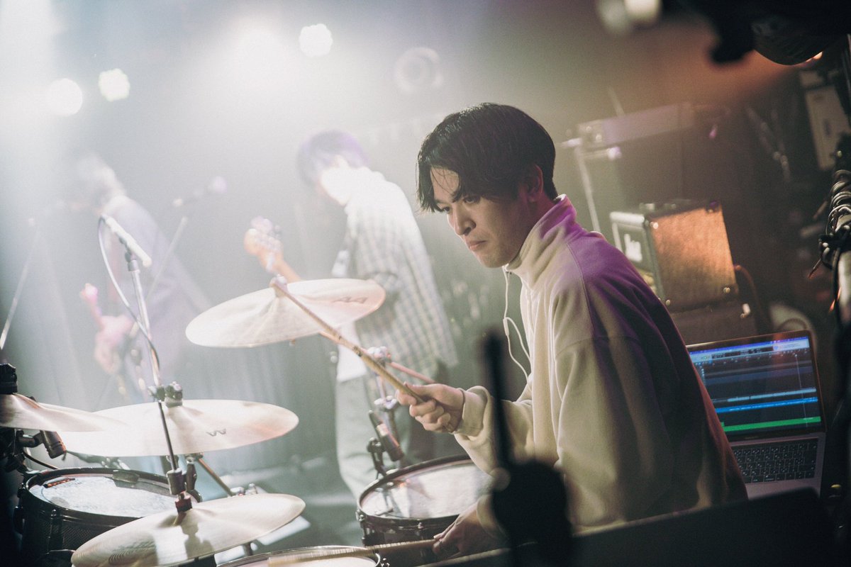 Shiro_iatelier's tweet photo. 【📸LIVE photo②】

2023.02.22(wed)
@ 梅田 Zeela

白いアトリエ pre. ｢ In all ages ｣

photo by.(@yuuta_0927 ) https://t.co/bvzR9AVJRS