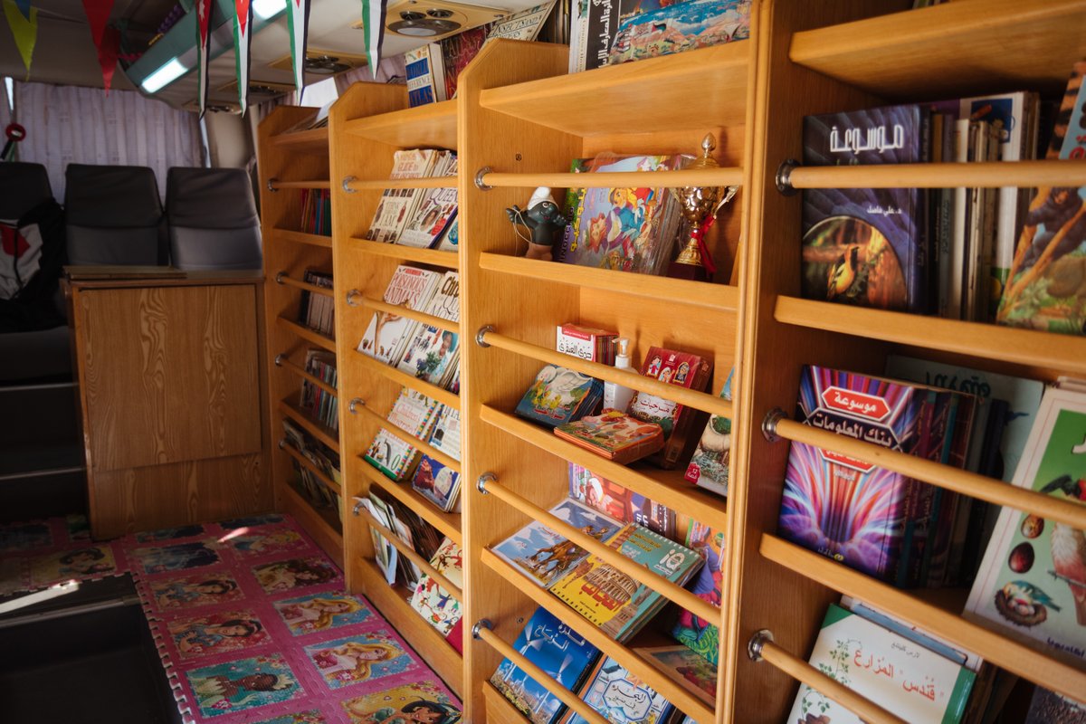 logoshope's tweet image. Books! 📚

Crewmembers of Logos Hope were invited to visit and interact at a local library in Aqaba. This library also operates a library bus that goes to different places like schools. The crew also had the chance to visit a school with the bus and interact with students.