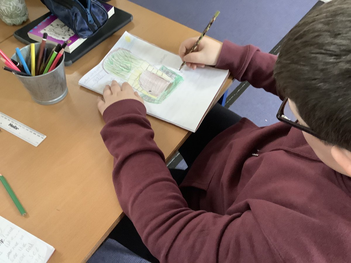 We are designing and labelling our Anderson Shelters this afternoon. We are going on to make a list of materials we’d need to create Anderson Shelter models. 👏🏼