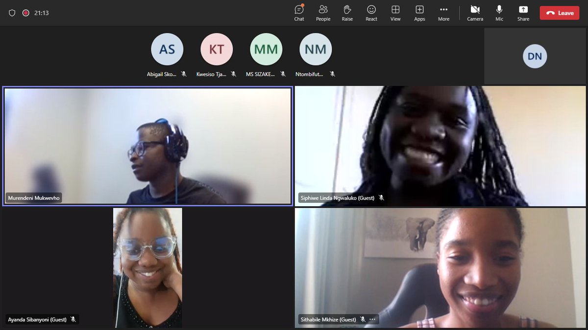 GirlCode_za's tweet image. We are in week 3 of our Python Developer Bootcamp, and we&apos;re excited to listen to our learners showcase their remarkable projects! It&apos;s incredible to see their development and commitment to coding. Keep up the fantastic work, #pythondevelopers! 🚀👩‍💻 #onlinebootcamp #GirlCoder