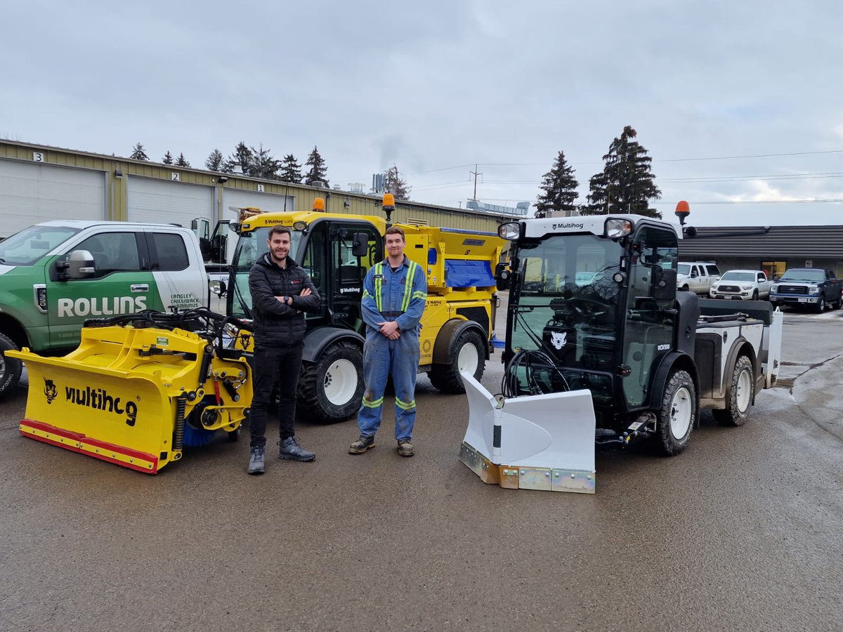 Multihog's tweet image. Delivered a month ago by our BC dealer @Rollins1946, this CV #sweeper was set up with #winterkit, and joins a #Multihog MX model which was delivered to the City of Kelowna last September! 
A repeat purchase is the best endorsement! 😎
Find out more: multihog.co/p14