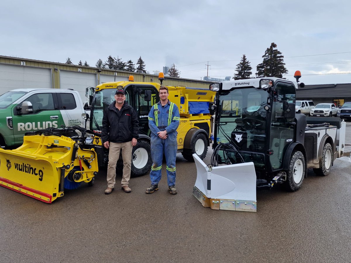 Multihog's tweet image. Delivered a month ago by our BC dealer @Rollins1946, this CV #sweeper was set up with #winterkit, and joins a #Multihog MX model which was delivered to the City of Kelowna last September! 
A repeat purchase is the best endorsement! 😎
Find out more: multihog.co/p14