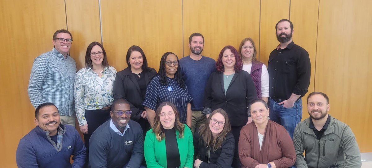 CharlotteG_STEM's tweet image. So great to meet with the NAVSEA STEM Coordinators and prep for the DoD STEM Technical Exchange this week!! #SeaworthySTEM #NavalSTEM #STEMexchange #LeverageForImpact @DoDstem