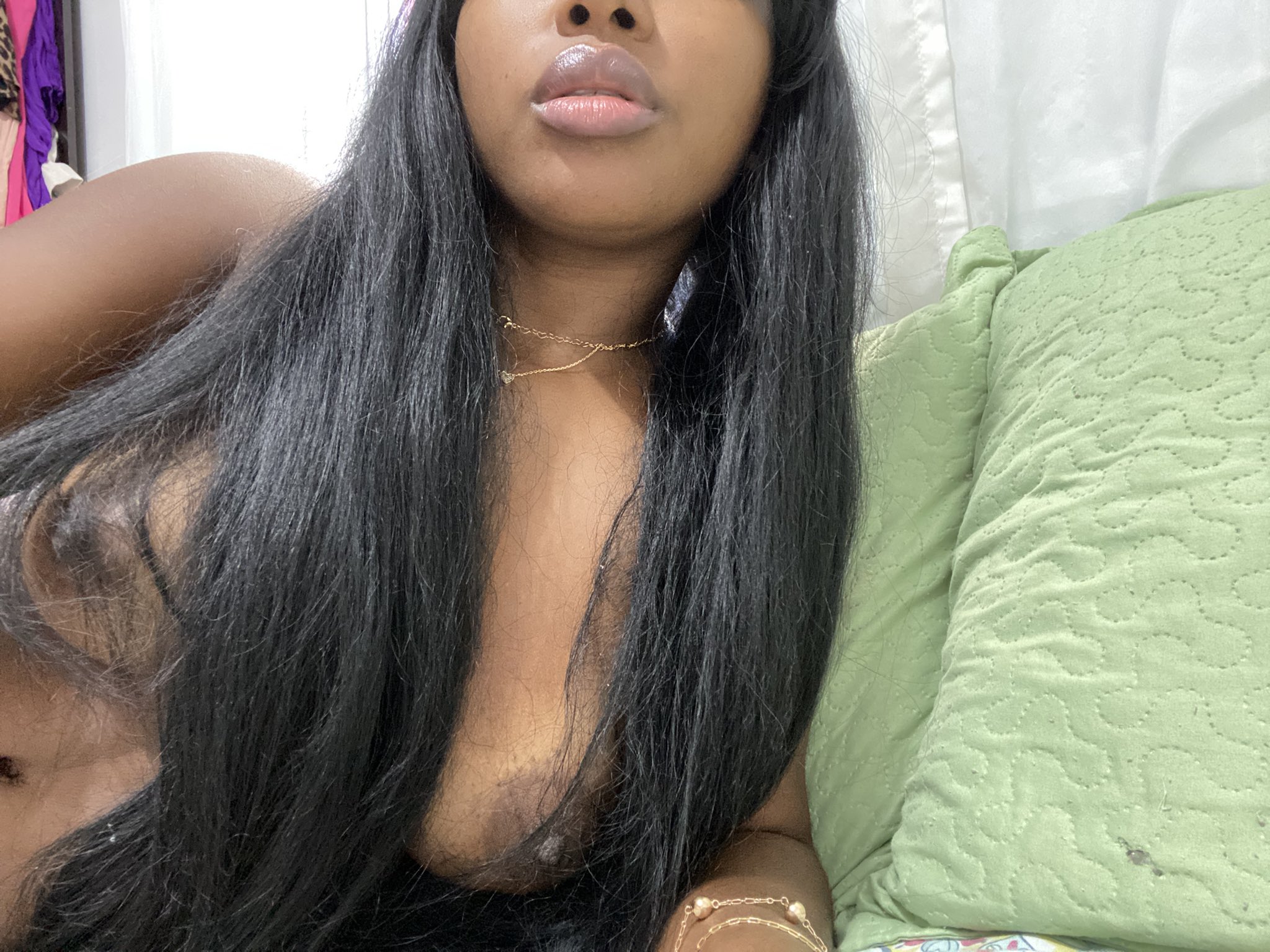 Exclusive OnlyFans content on Twitter