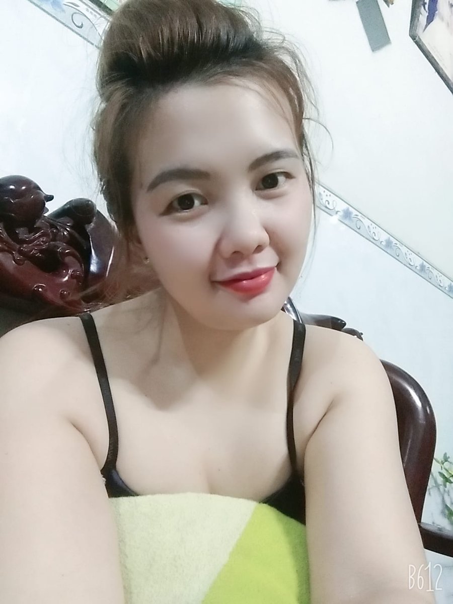 MDmLon12's tweet photo. Phải chăng cuộc sống là những khoảng không gian vô tận của những nỗi buồn và sự thất vọng đan xen sau những ham muốn giản đơn của đời thường??? Muốn đc trải nghiệm cảm giác thăng hoa xác thịt sao quá khó 😡 #AnhHosoMoi https://t.co/YfzG3jmCaJ