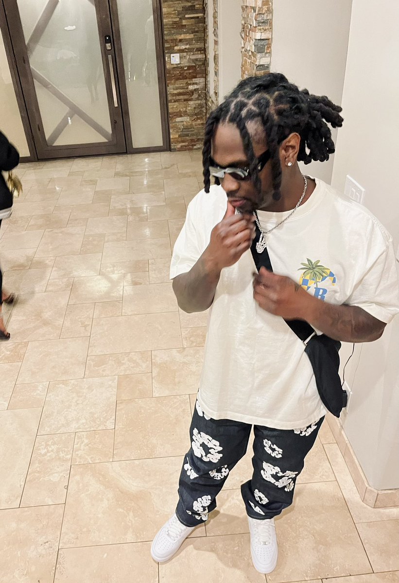 _balencii1's tweet image. 🌊