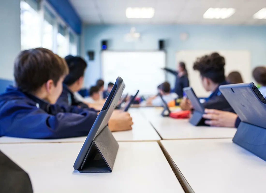 ChatGPT ate my homework! 📝
Schools are unprepared for the impact of ChatGPT on teaching and learning. Interesting research by BCS. 

More here: buff.ly/3Zcovfo

#AI #ArtificialIntelligence #ChatGPT