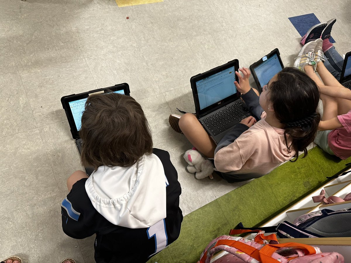 Varner3rdgrade's tweet image. Collaboration, communication, science & reading! Used GC to curate a text set on our properties of matter unit and solve a mystery from CKSI. Can they use cause & effect structure and content vocab to answer the question: Where did the salt go?” #CCSDigitalLearning