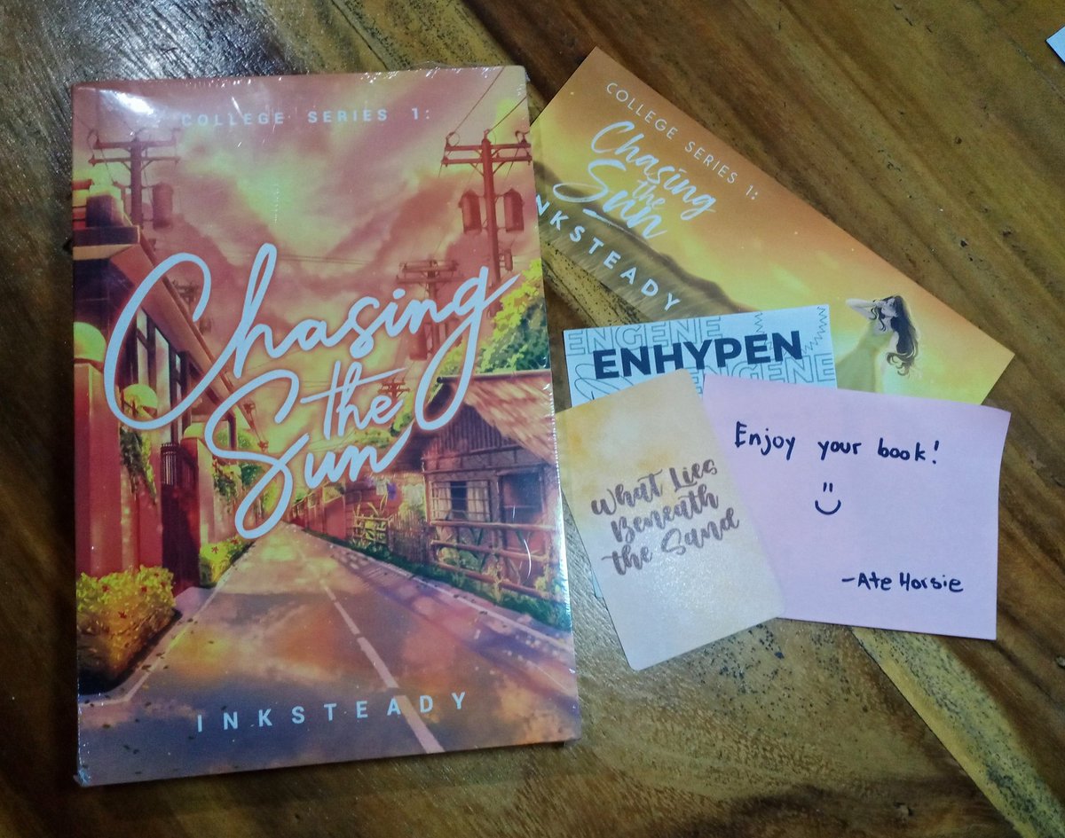 cheanieia's tweet photo. thank you, ate ches (@HorseNiZamiel) ! ang ganda nung book 😭. I'll make sure to read it po kapag may free time hehe. thank you ulit, ate!! <33

#Kinabayo #Horeceived #TaposNaPagUsapan #Horsieyuda #cheScALAMAT #JustGotTadyaked #BigayNiKabayo #Tigidig https://t.co/uW3qyLgbRm