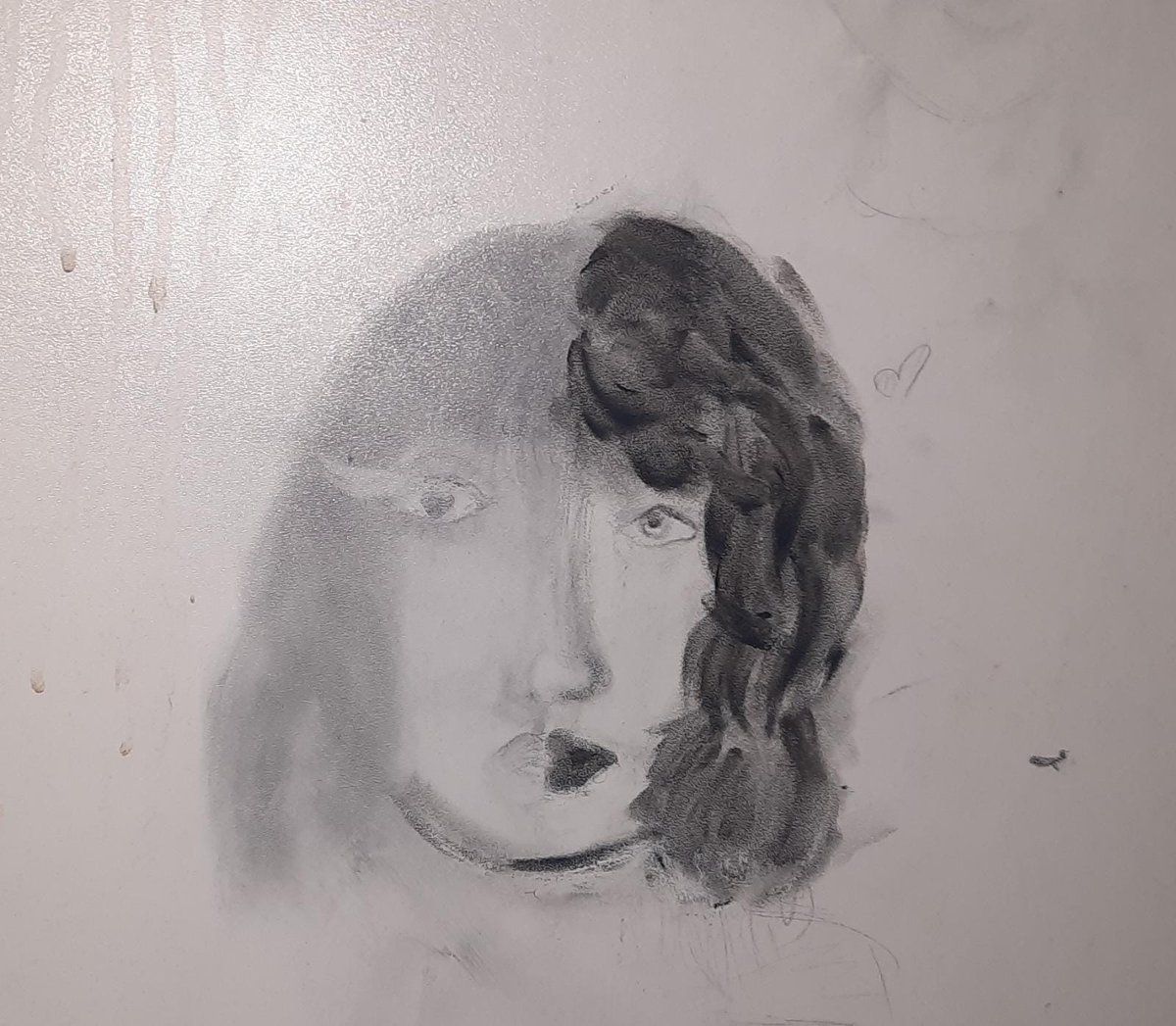 wingssofsera's tweet photo. I hate traditional but at least I can see the progress I've made 😭😭 drawing in whiteboard pen will be the death of me https://t.co/Ex5KdUYuIh