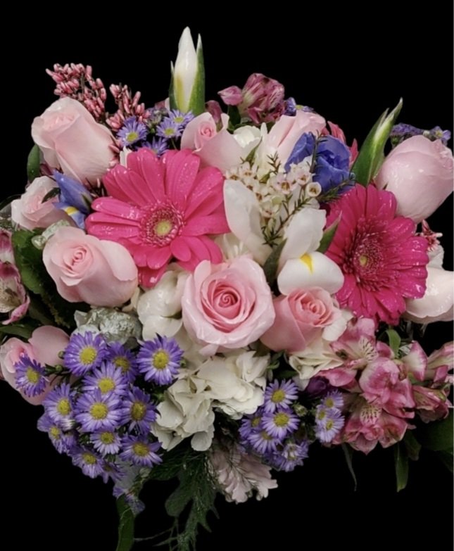 cricketsflowers's tweet photo. Snow... but it's your birthday
Cricket's Flowers is proud to be your local florist
Small businesses make a difference in our communities
#inspiredByFlowers
#lexingtonma #tasteoflexingtonma #shoplex #BuyInMass
#ArlingtonMa #BedfordMa #BelmontMa #BillericaMa #Burlingtonma https://t.co/oVJ847XDCE