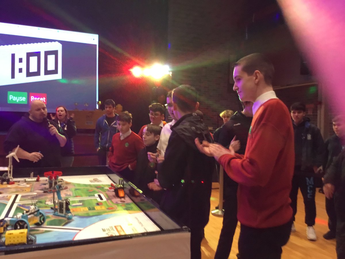 oidekhickey's tweet photo. #champions @LuttCC @tulchann @ddletb #firstlegoleague #corevalues #bród #jccoding https://t.co/2sjwl6wmQL