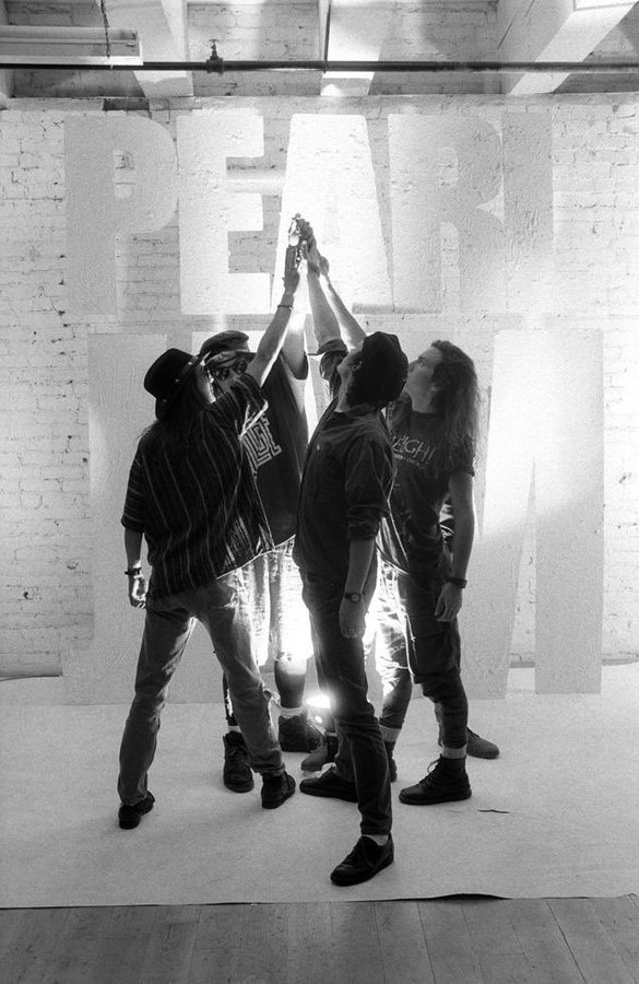 crockpics's tweet photo. Pearl Jam during the “Ten” album cover shoot, 1991. Photo by Lance Mercer. https://t.co/5jSWd5dcXV