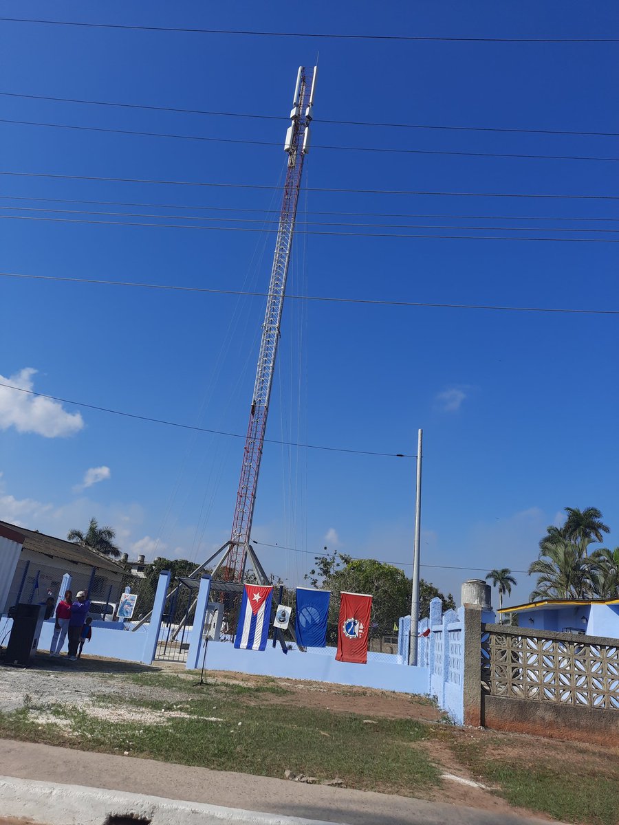 Vispera del día del comunicador,  CP José Marti,  #San Cristobal.  Bandera de Proeza Laboral, reconocimiento a los que hicieron posible esta obra,  condecoracion a los que llevan más de 20 y 25 años en <a href="/ETECSA_Cuba/">ETECSA</a> #Artemisa