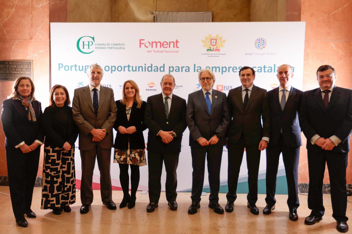 🇪🇸🇵🇹Nuestro director Comercial Antonio Alonso acudió al encuentro en homenaje al Embajador de Portugal representando a Bondalti como empresa patrocinadora del evento junto a <a href="/caixabank/">CaixaBank</a>, <a href="/Repsol/">repsol</a> y <a href="/ProsegurES/">ProsegurES</a>. 

#Bondalti #AemabyBondalti #BondaltiWater #camarahispanoportuguesa