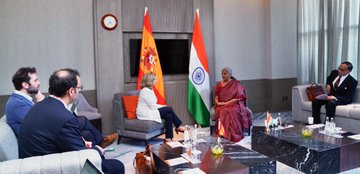 Finance Minister @nsitharaman met with Spain’s Vice President and Minister of Economic Affairs and Digital Transformation @NadiaCalvino ahead of the 1st #G20 #FMCBG meeting in Bengaluru, today.