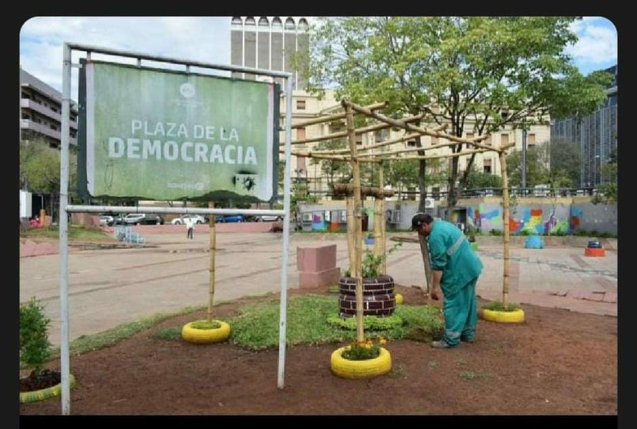 Los haraganes vs los colorados trabajadores
