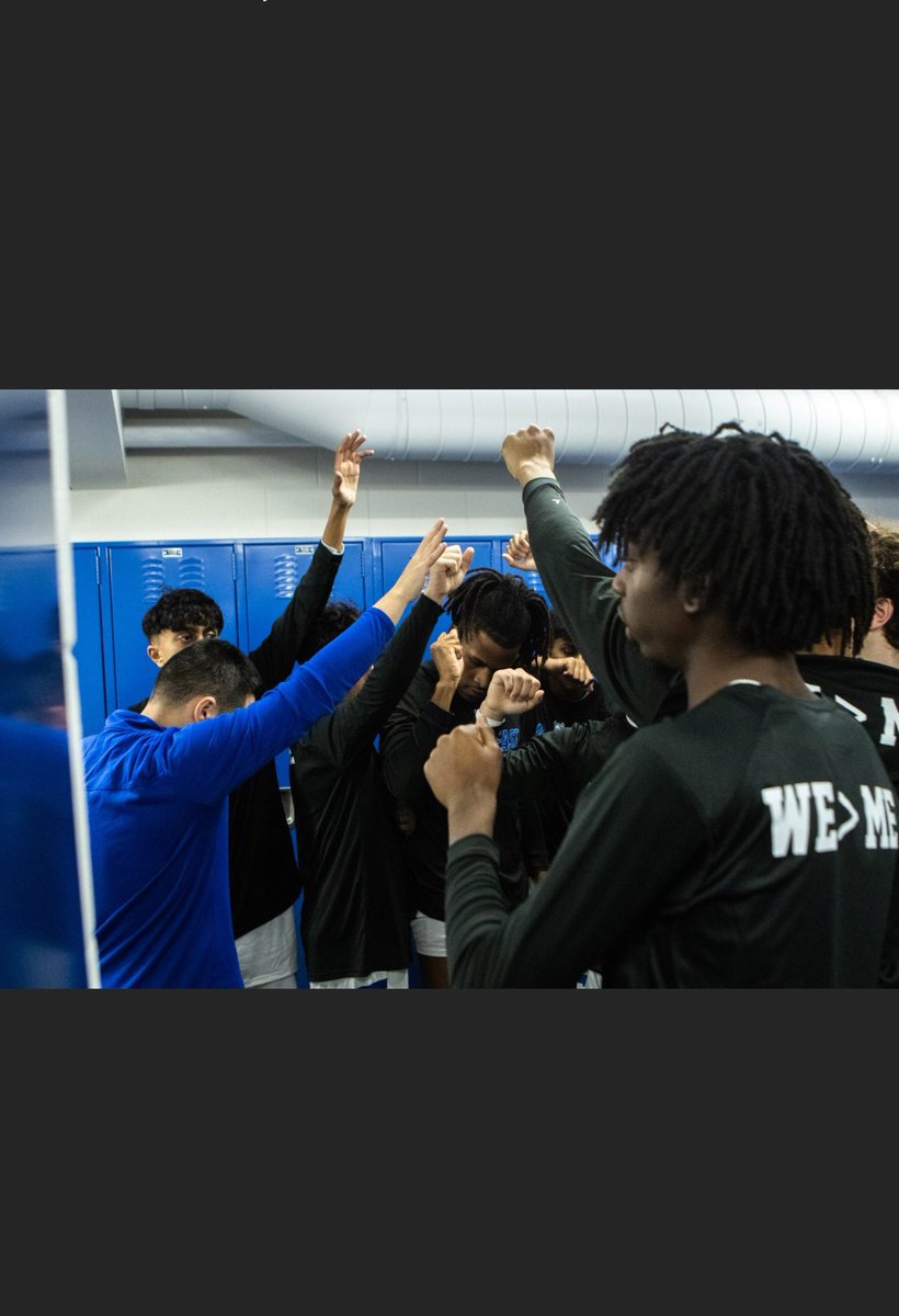 Blue_Demonhoops's tweet photo. Maine East finishes the season 15-15. Lots to be proud of. Most wins since 2009. Highest IHSA playoff seed since 2009. The culture is set. Returning players gained a ton of experience! #BlueDemonNation https://t.co/V9iD9QFSOJ